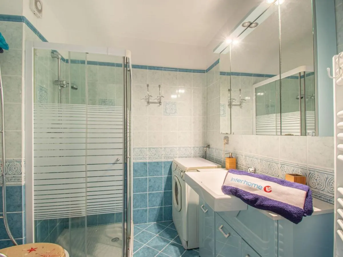 Apartment Les Bougainvilliers By Interhome Saint-Raphael  0*, Saint-Raphael (Var)
